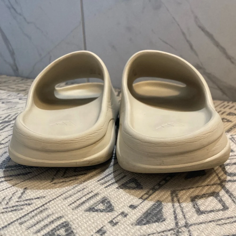 Yeezy Adidas Slides Color Pure Mens size 13